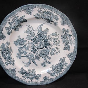 Wedgwood Asiatic Pheasants teal serving plate 11&#39;&#39; (28cm)