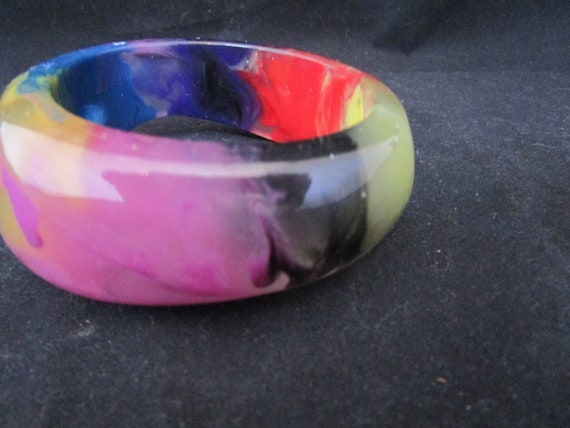Perspex bangle multi colour - image 2