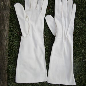 Gants vintage cousus main, blanc cassé. taille 6,5