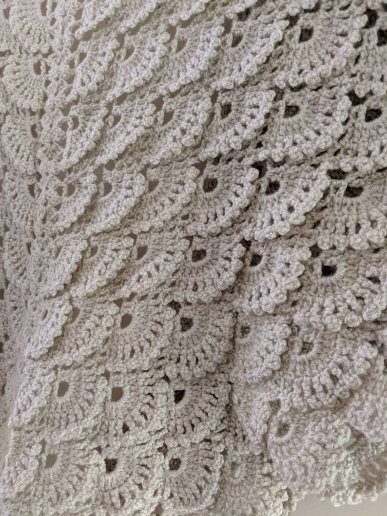 Handmade beige shawl
