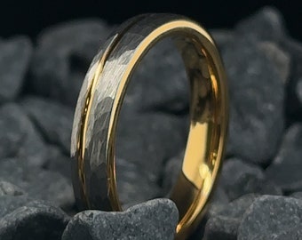 4mm Gold Tungsten Wedding Band - Hammered Stripe Men's Ring - Silver Exterior Finish