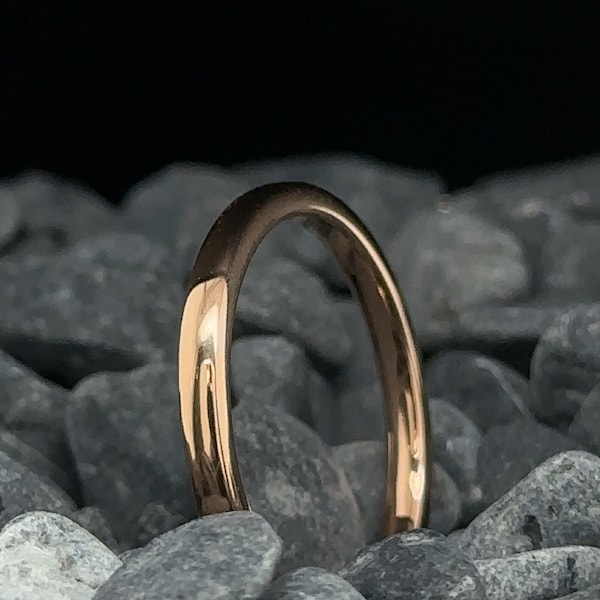 2mm Polished Rose Gold Tungsten Wedding Band - Women's Tungsten Ring