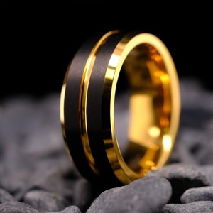 Anillo de tungsteno negro de 8 mm con rayas de oro cepillado: alianza de boda de tungsteno para hombre