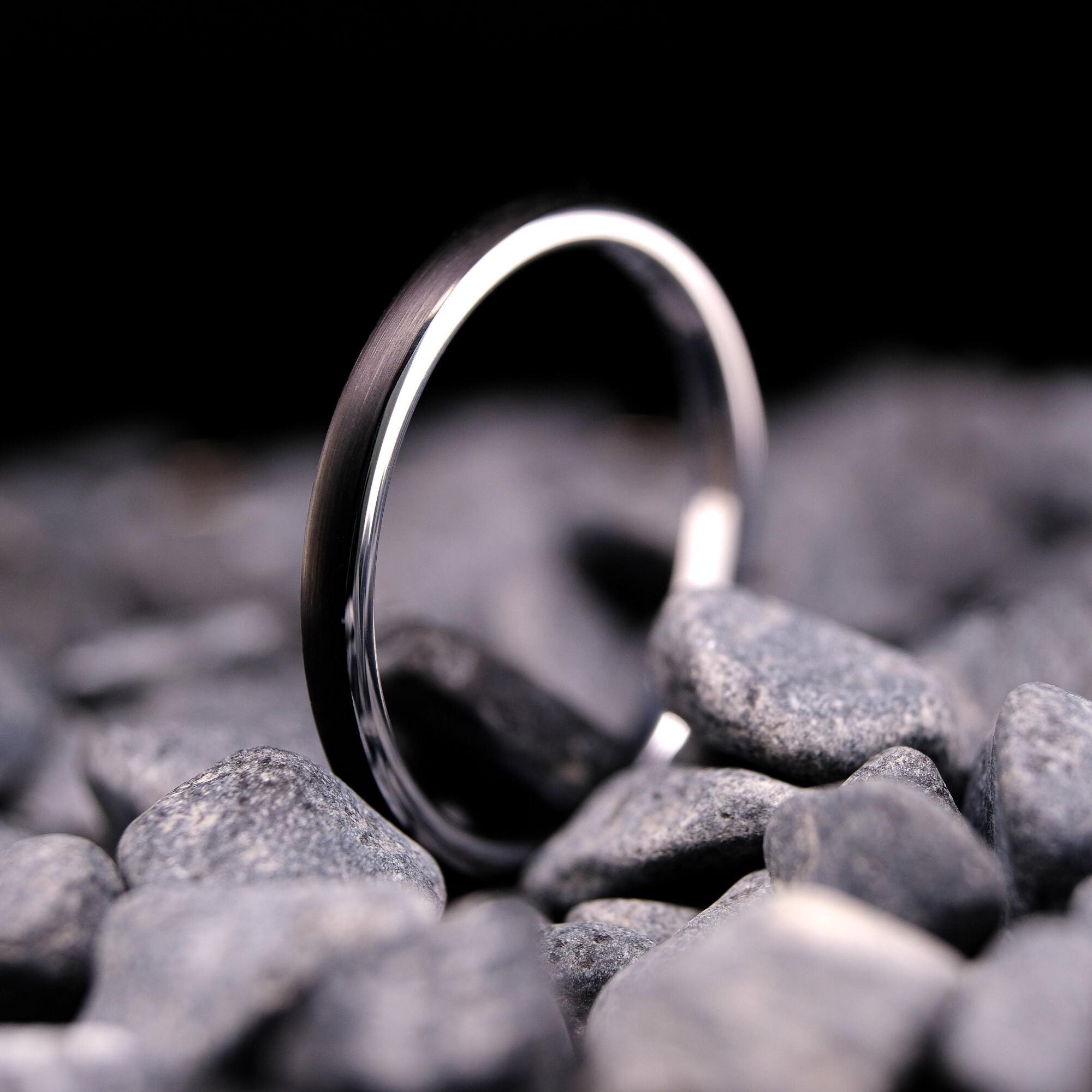 Anello Sottile In Tungsteno Da 2 Mm Da Donna - Finitura