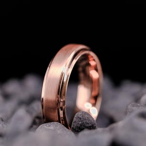 Rose Gold Tungsten Wedding Band - 6mm Beveled Edge Men&#39;s Ring