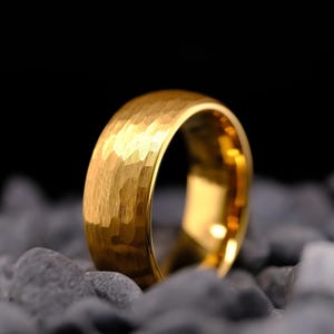 8mm Hammered Yellow Gold Tungsten Wedding Band - Men&#39;s and Women&#39;s Tungsten Ring