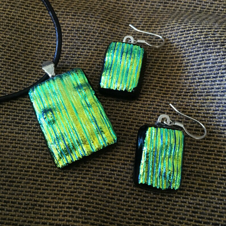 GreenGold Square Dichroic Pendant Set