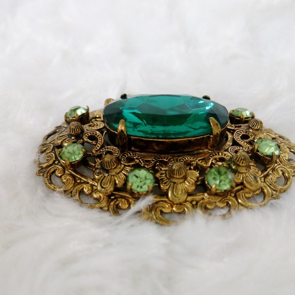 Vintage brooch Gold Plate Vintage gilt filigree Green large rhinestone Vintage jewelry  Retro brooch Gift for mother grandmother