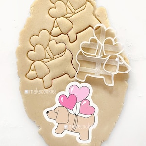 Dogs with Heart Balloons Cookie Cutter with Imprint, Valentine&#39;s Day Cookie Cutters