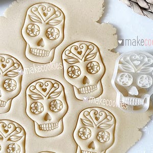 Sugar Skull Cookie Cutter: Dia de los Muertos Imprint