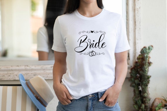 T-Shirt Bride Bride Also With Name and Date Statement Shirt