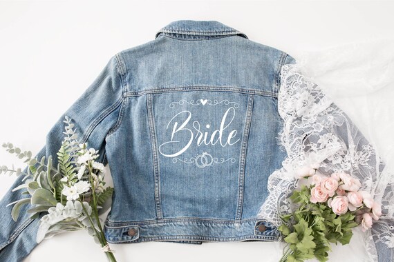 Ironing picture Bride bride with desired name & date statement shirt