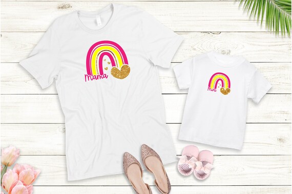 T-Shirt Mini Mom & Baby Rainbow Rainbow Outfit Personalized Statement Shirt