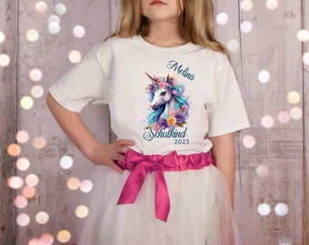 T-Shirt Unicorn Schoolchild 2024 with name and year for school enrollment gift
