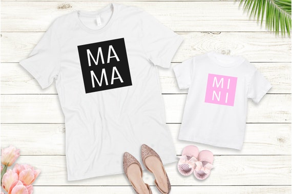 T-Shirt Mini Mom & Baby Outfit Personalized Statement Shirt