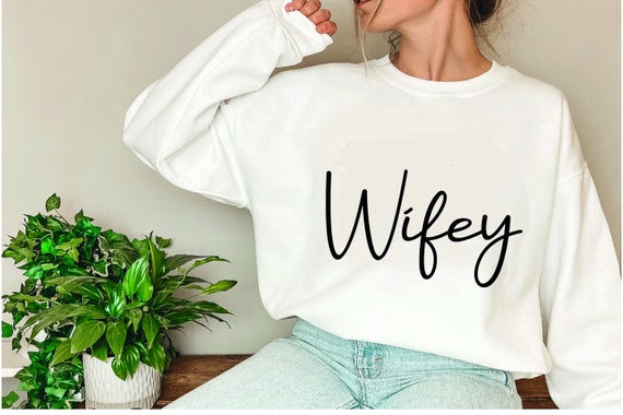 Ironing picture Wifey Mrs. Mr. Bride Bride also with desired name & date statement shirt
