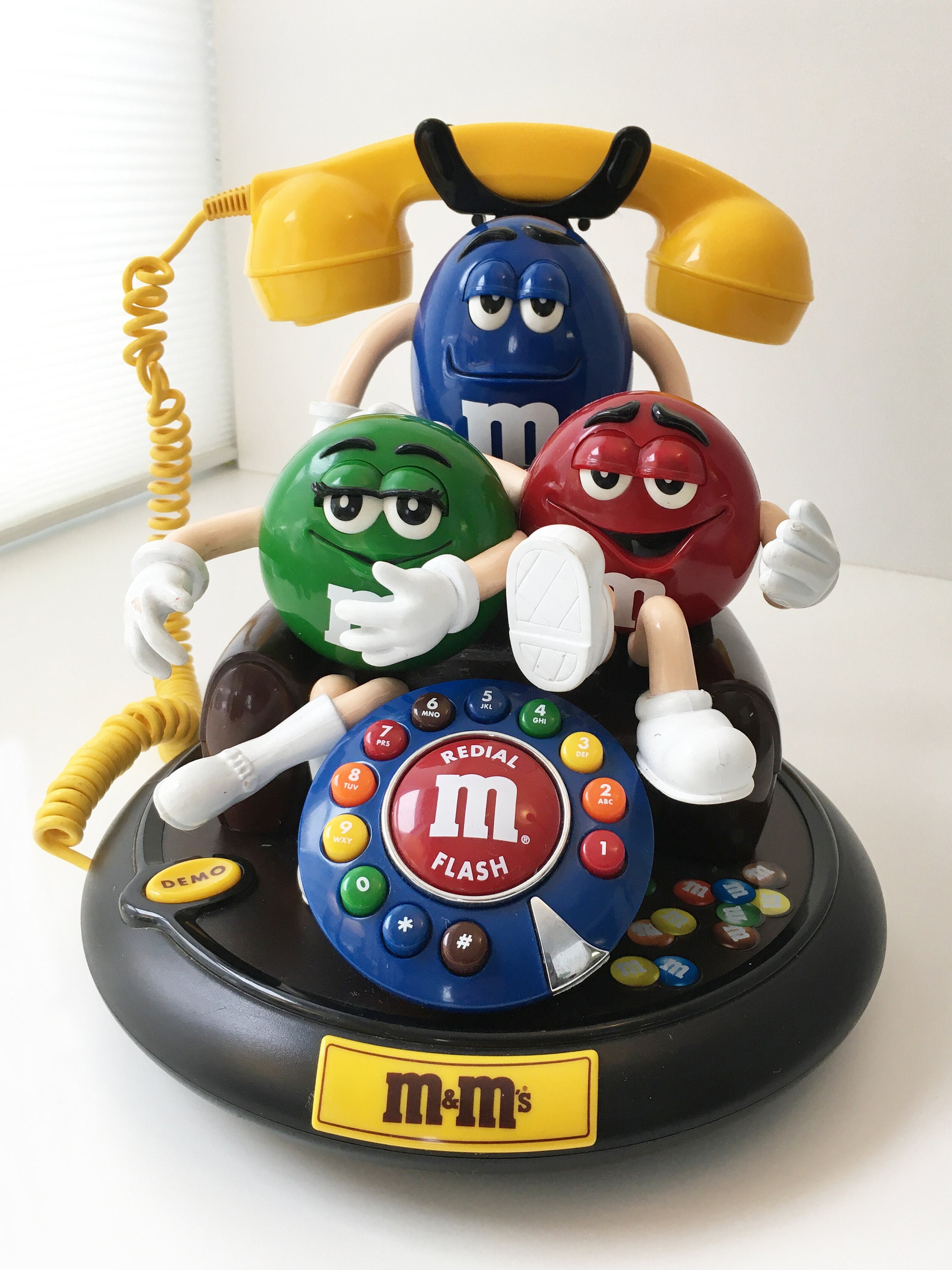 M&M Landline Telephone Retro 1980s Animated with Talking Characters!