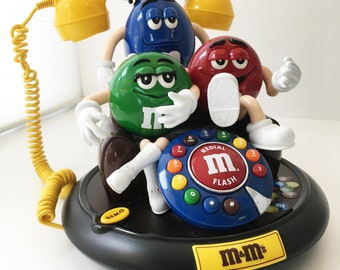 Lesada Arts M&M Animated Talking Characters Studio Telephone Retro