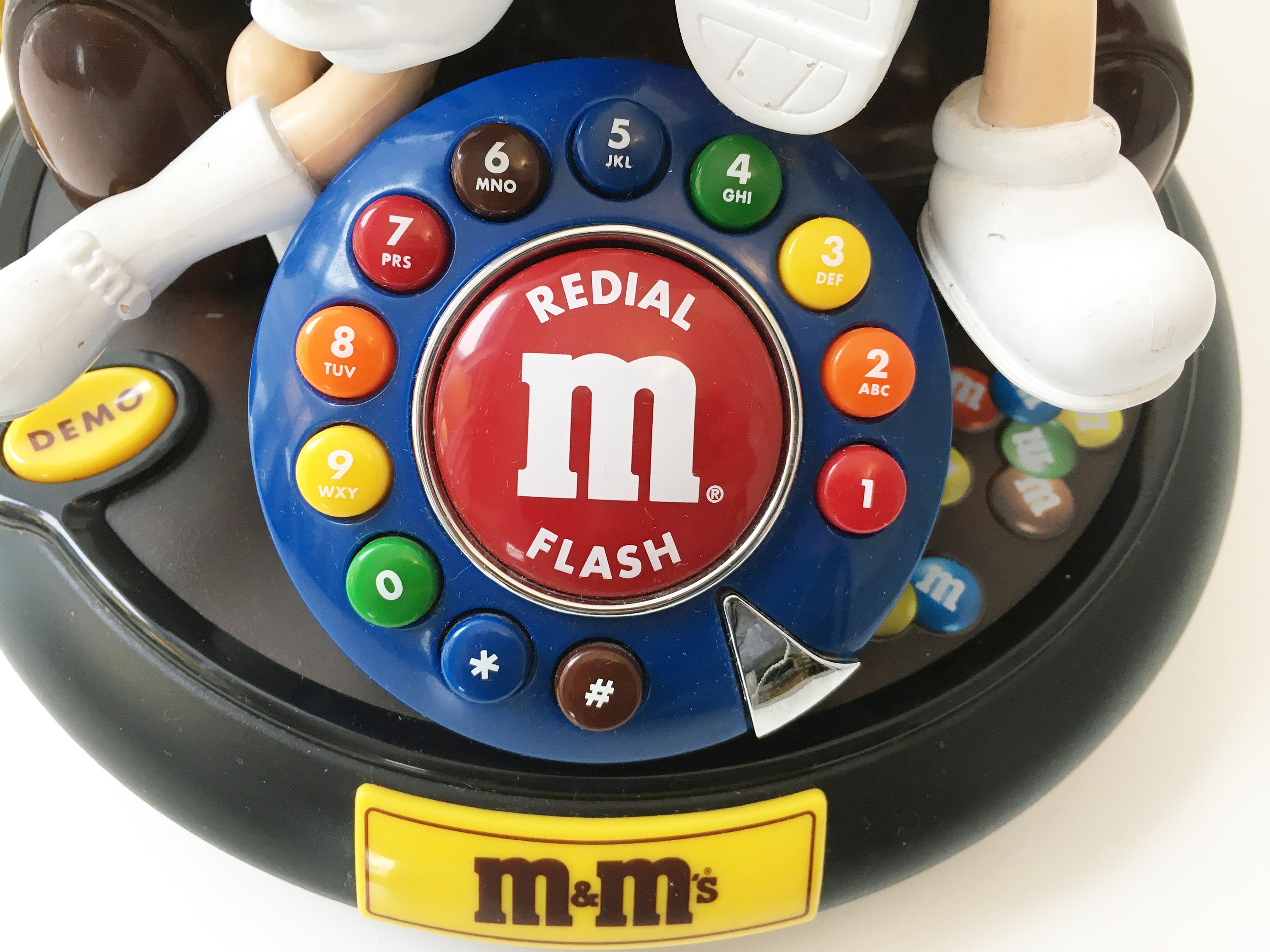Lesada Arts M&M Animated Talking Characters Studio Telephone Retro
