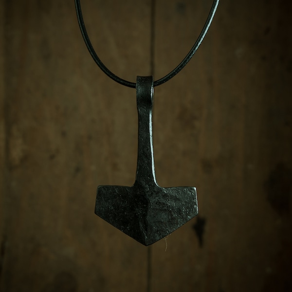 Thors hammer, mjölnir, mjolnir, iron pendant, forged necklace, viking collier, viking jewelry, viking necklace, viking pendant, thor