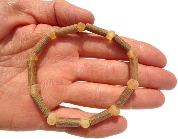 hazelwood and amber necklace