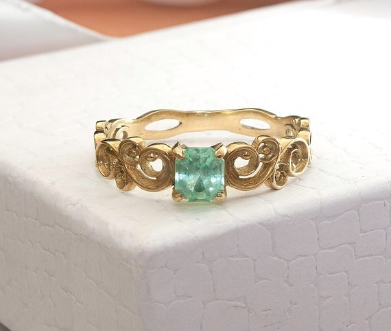 Vintage 18K Real Gold Beryl Ring, Fancy 18K Yello… - image 2