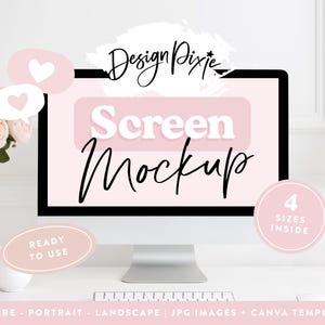 Könnte beinhalten: Ein Computermonitor-Bildschirm-Mockup mit dem Text Design Pixie, Screen Mockup, 4 SIZES INSIDE und READY TO USE. Das Display zeigt einen hellrosa Hintergrund mit weißen Herz-Sprechblasen. Der untere Text lautet SQUARE - PORTRAIT - LANDSCAPE | JPG IMAGES + CANVA TEMPLATES.