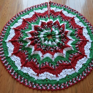 Gorgeous Crochet Christmas Tree Skirt (Sparkly) (Made To Order)