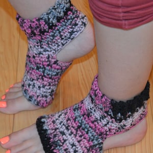 Surprise Stripe Crocheted Yoga/Pilates/Dance/Pedicure/Flip Flop/Spa Socks (THICK-AVERAGE SIZE)