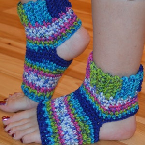 Jazz Stripe Crocheted Yoga/Pilates/Dance/Pedicure/Flip Flop/Spa Socks (THICK-AVERAGE SIZE)