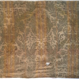 Beautiful 19th C. French Amberline Woven Frame Jacquard Damask Fabric (2421)