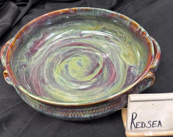 Cazuela con asa: gres de colores, 2 cuartos de galón.