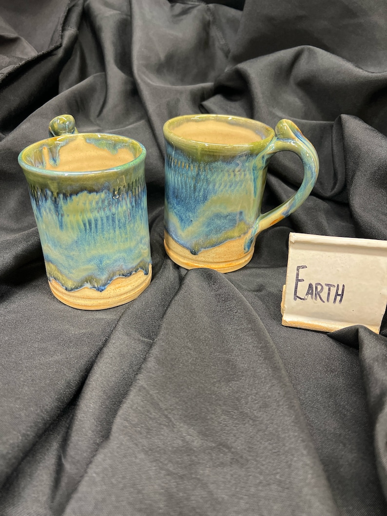 12 oz Mug Earth