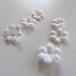 fiori recisi 25 pezzi Petali di fiori in tessuto rigido 3D Petali 3D PIZZO DA SPOSA, abbellimento floreale, Applicazioni abito da sposa fatto a mano fatto da sé i6s