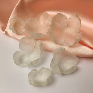 Silk organza satin textile cut flower petals 25pcs Stiff 3D fabric flower Petals 3d petals lace, embellishment sh4p
