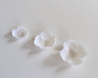 cut flowers 25pcs Stiff 3D fabric flower Petals 3d petals BRIDAL lace, flower embellishment, Appliques self-made Handmade wedding dress  i4p