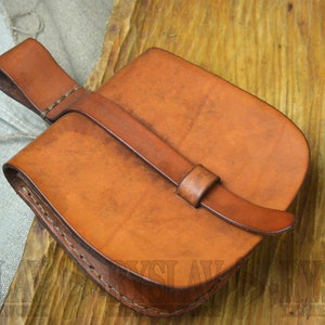 Frühmittelalterliche Leder Gürteltasche, Einfache Gürteltasche Jamtland I Birka für Reenactment / Wikinger / LARP, Größe Medium