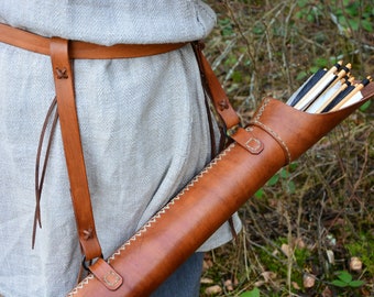 Ancien Carquois De Flèche En Cuir Gaufré - Tir à L'arc - Ceinture - Occasion