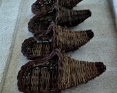 Grapevine Twig Cornucopia Basket Vintage 80s Woven Wicker Horn Of Plenty * Vintage Thanksgiving Table Centerpiece * Fall Table Decor