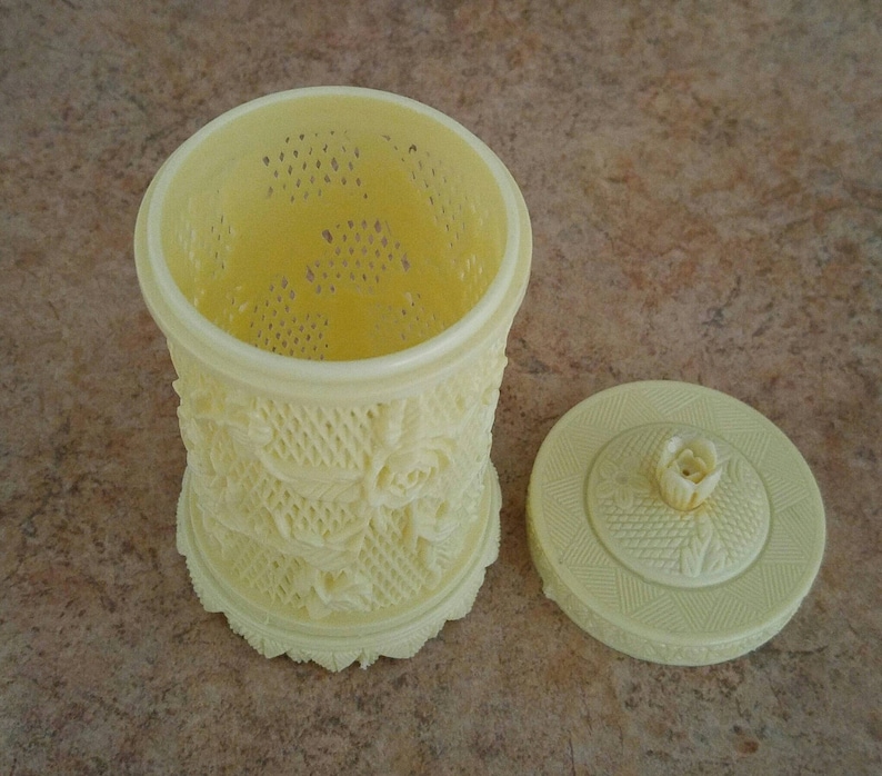 Retro Ivory Mini Forks In Carved Celluloid Lattice Holder *Set Of 35