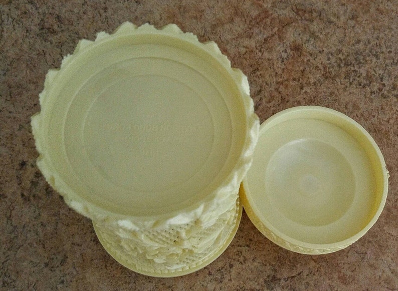 Retro Ivory Mini Forks In Carved Celluloid Lattice Holder *Set Of 35