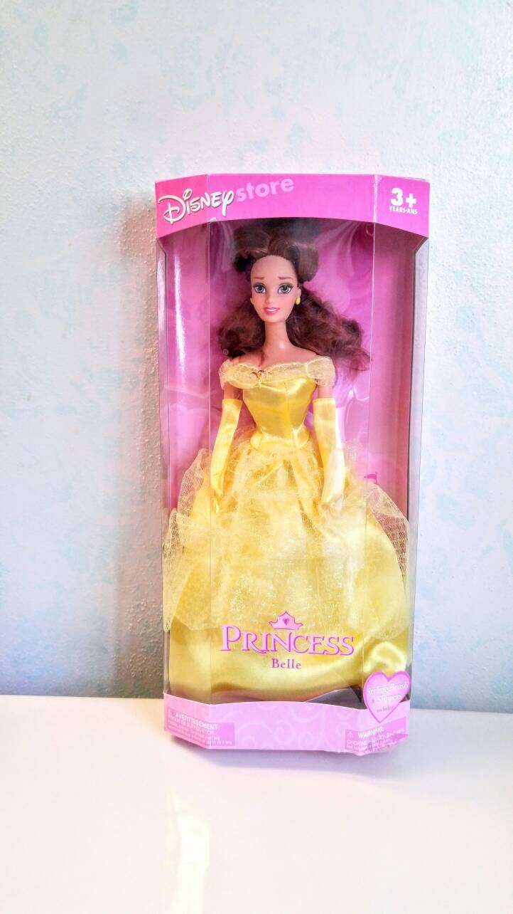 Beauty and the beast Disney princess belle doll and book bundle