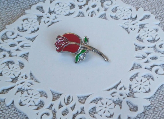 Vintage Enamel Rose Rhinestone Lapel Pin * Long S… - image 1