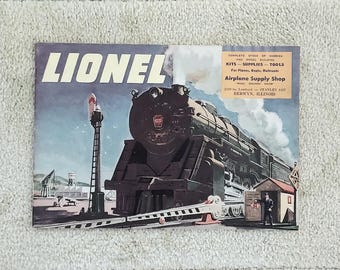 Postwar Lionel 1947 Original Consumer Catalog Complete 32 Pages in Full Color * Vintage Train Catalog * Lionel Railroad Reference Guide