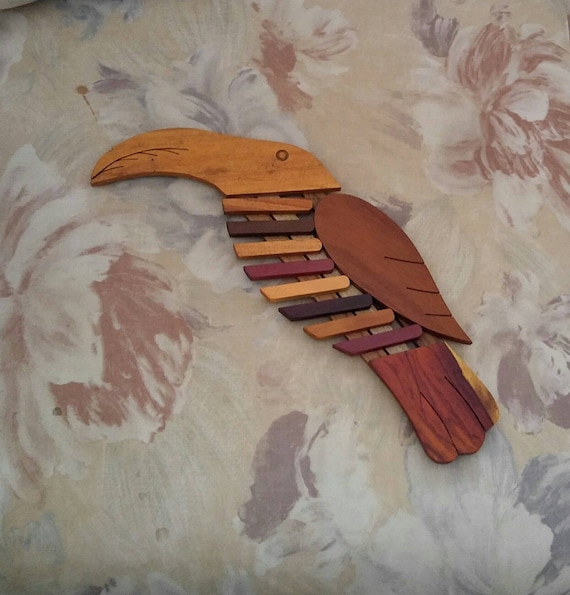 Wood Toucan Trivet With Tricolor Wood Slats * Natural Wood Hot Plate * Tropical Bird Hot Pad * Vintage 1970's Bird Tableware