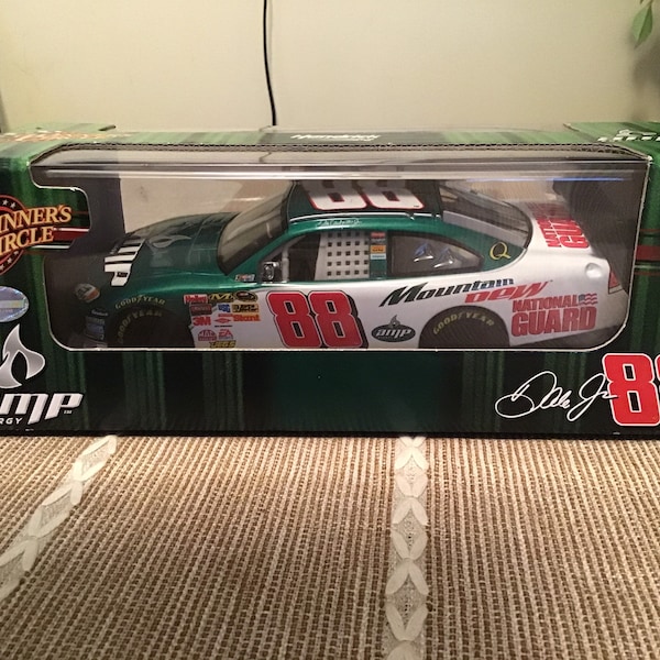 Winners Circle Amp energy #88 Dale Earnhardt Jr Diecast Collectible NASCAR Winston Cup Car