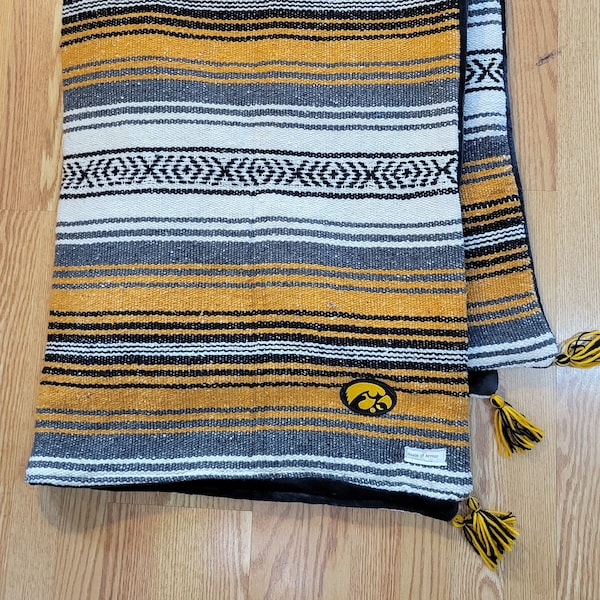 Iowa Hawkeyes Yellow & Black Large size Mexican Blanket paired with super soft black minky plush Hawkeyes Caitlin Clark  MARCH MADNESS