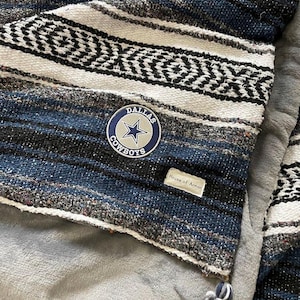 Dallas COWBOYS Large Size Mexican Serape With Minky Plush Backing. Tassel Blanket. Mexican Blanket. Boho Style Southwestern Reworked