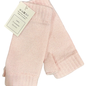 Cashmere Womens Mitts with Thumb knitted in Scotland