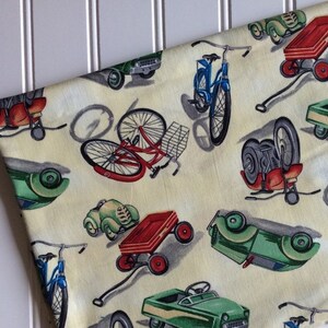 Michael-Miller-Fabric-By-The-Yard-On-The-Move-Kids-Vintage-Bikes-Cars-Red-Wagons-Cotton-Quilt-Fat-Quarter-Sew-DIY-Projects-Crafts-Supplies